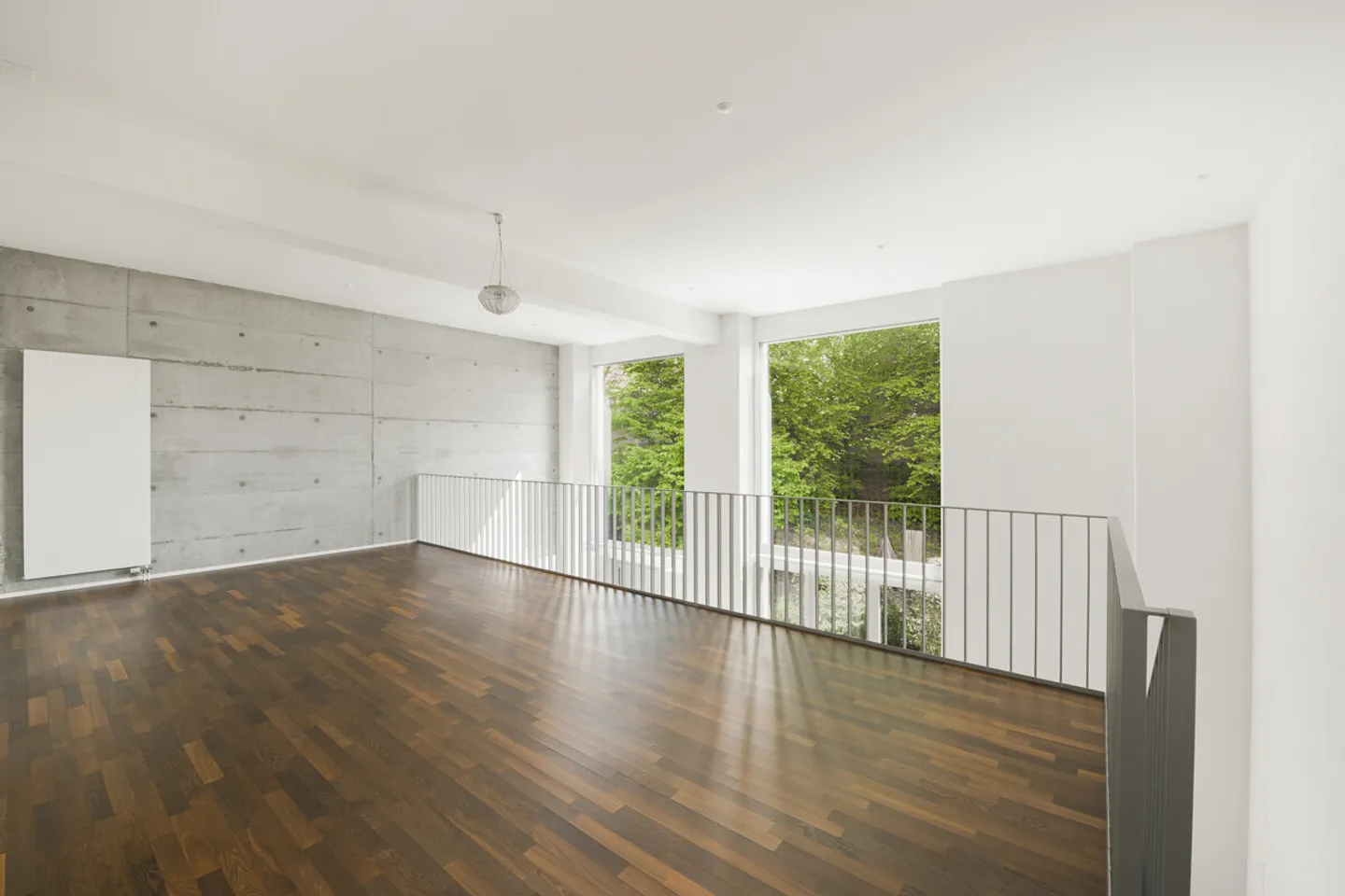 Stylisches Loft mit Garten - Foto 3 von 6