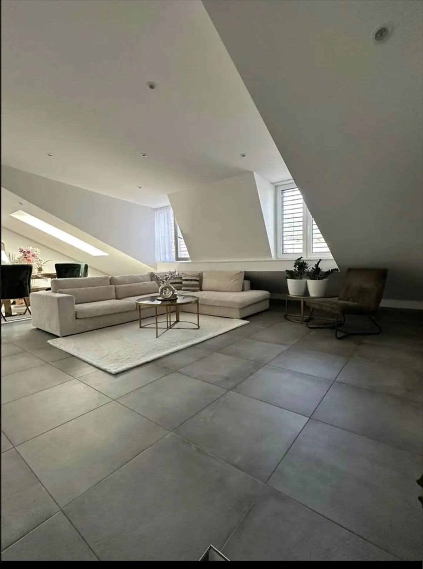 Appartamento con 3.5 stanze - Foto 2 di 7