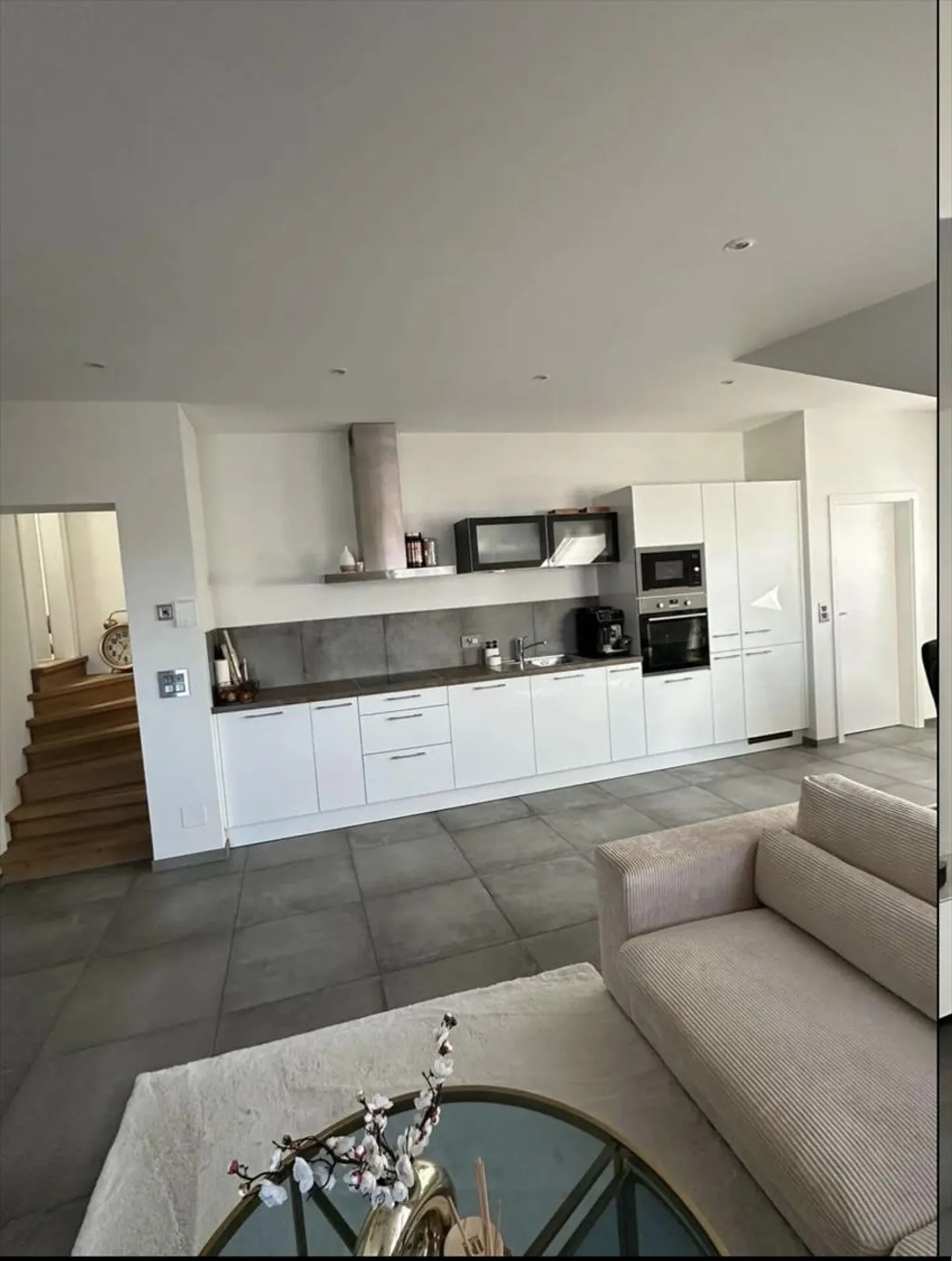 Appartamento con 3.5 stanze - Foto 3 di 7