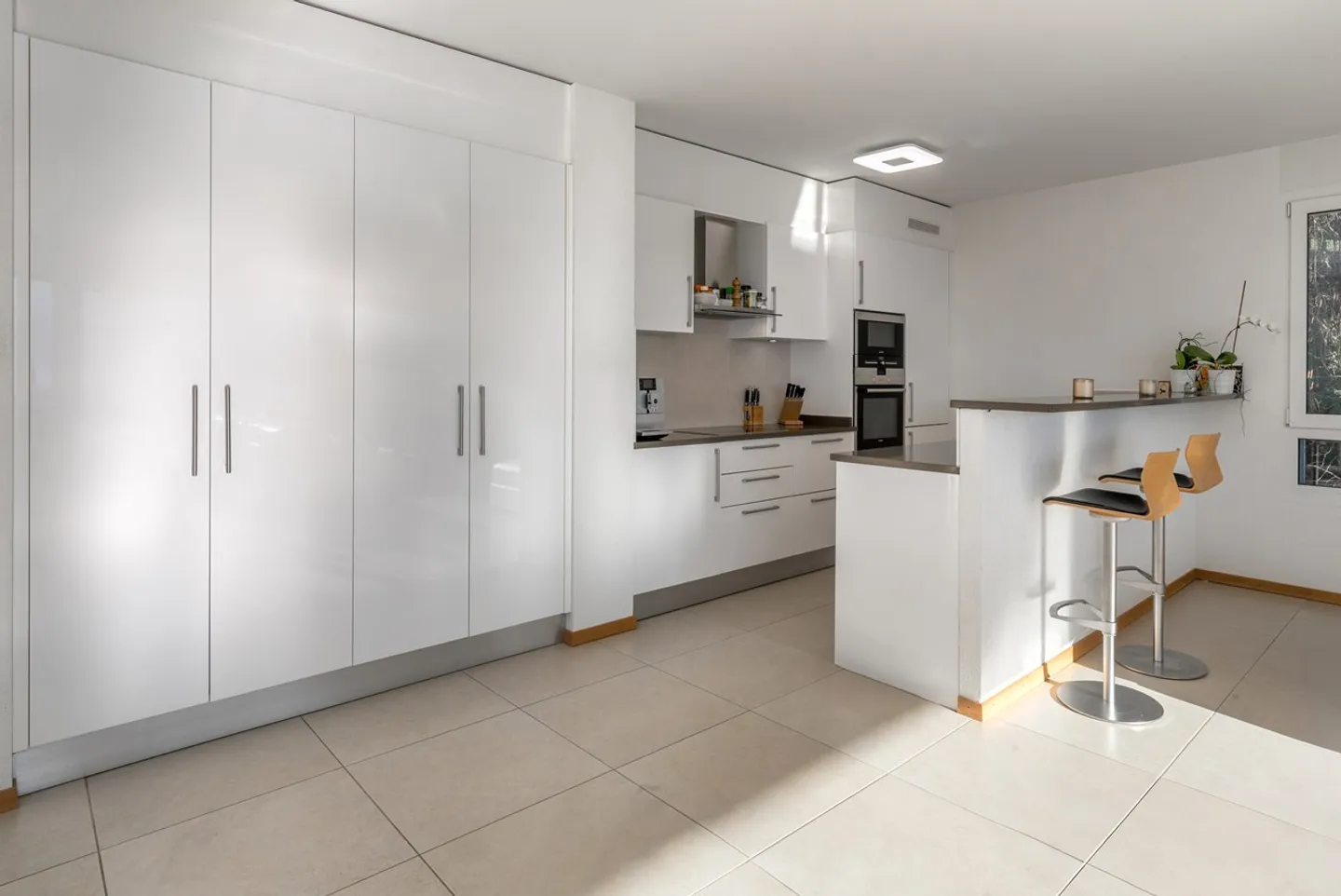 Apartment with 5.5 rooms in the attic and duplex with panoramic view of the lake in Montreux for sale - Photo 5 of 12