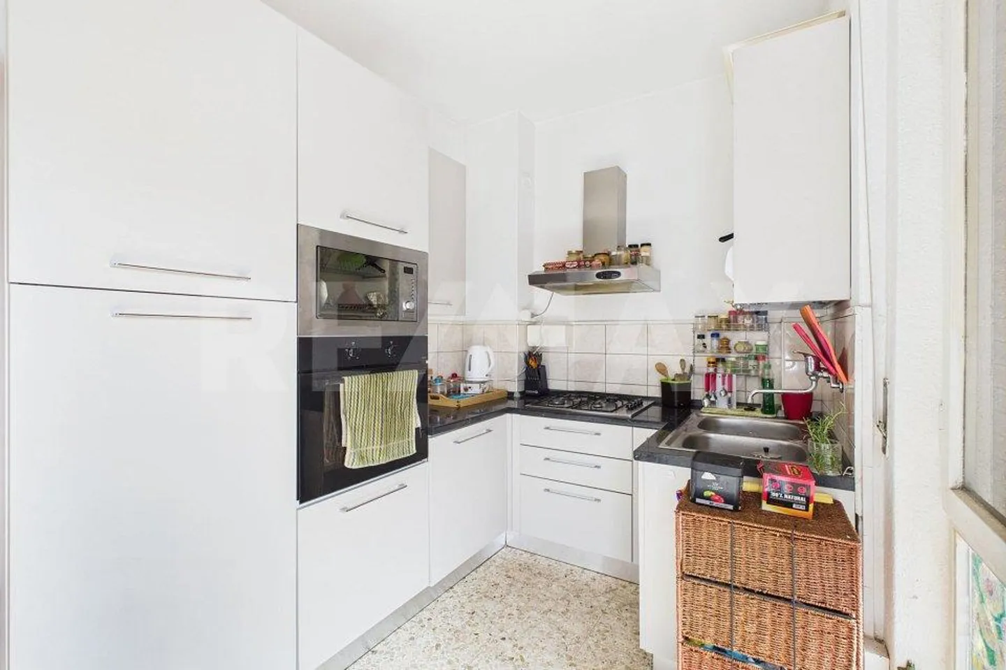 Appartamento in vendita - Foto 4 di 13