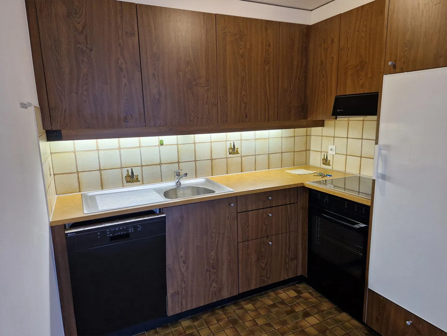 Spacious 2-room old building apartment - Photo 9 of 12