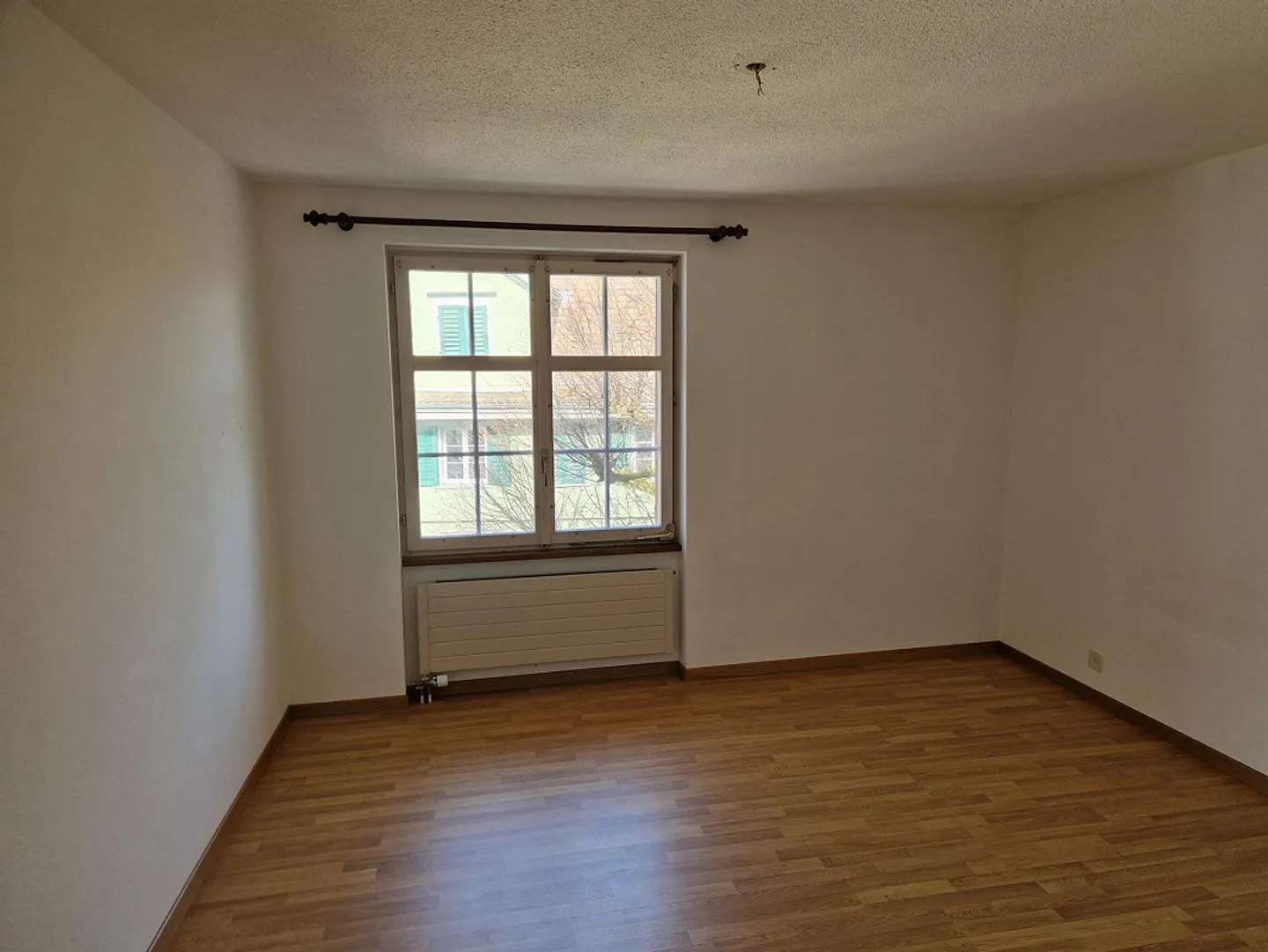 Spacious 2-room old building apartment - Photo 10 of 12