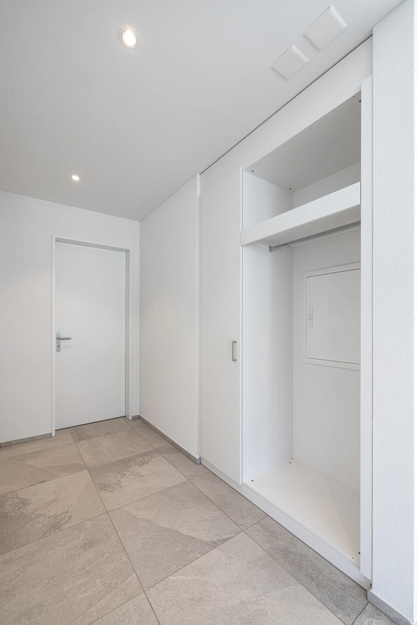 Hochwertige 3.5 Zimmerwohnung - mit Seesicht - Foto 9 von 11