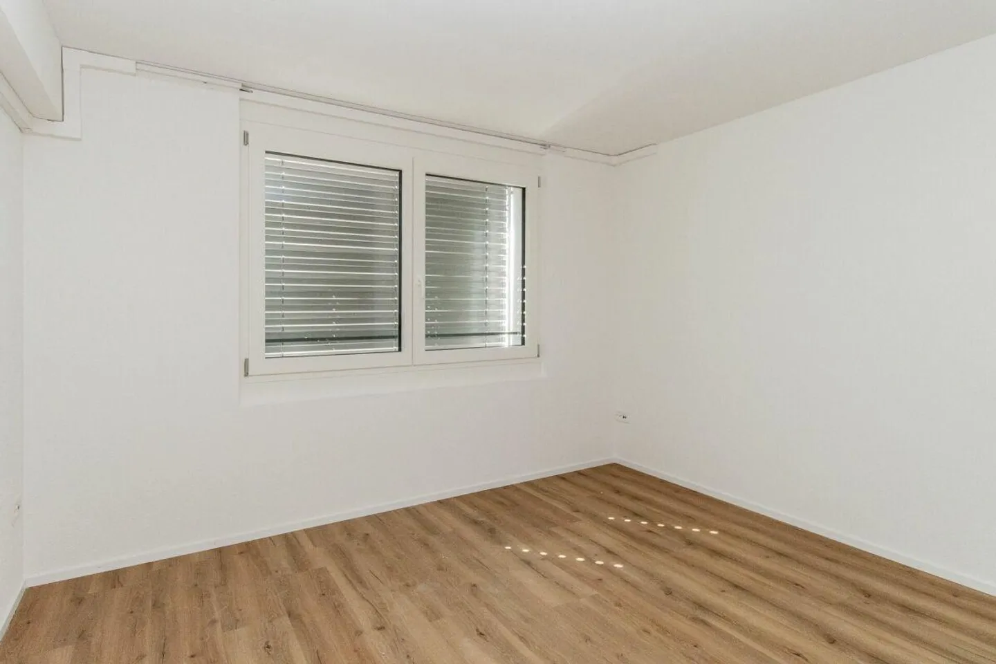 Première occupation : dernier appartement de 3,5 pièces - Photo 9 sur 14