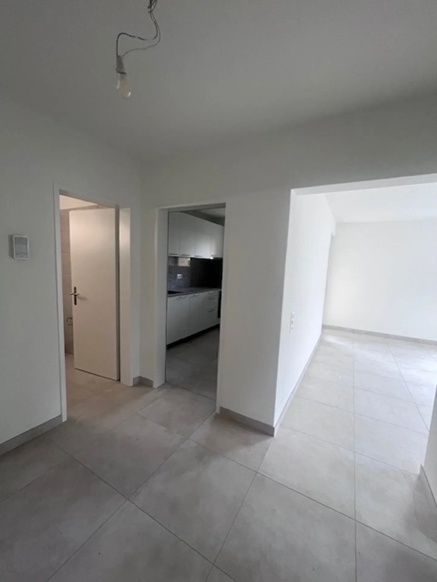 ASCONA, wir vermieten eine 2 1/2-Zimmer-Wohnung in zentraler Lage - Foto 7 von 8