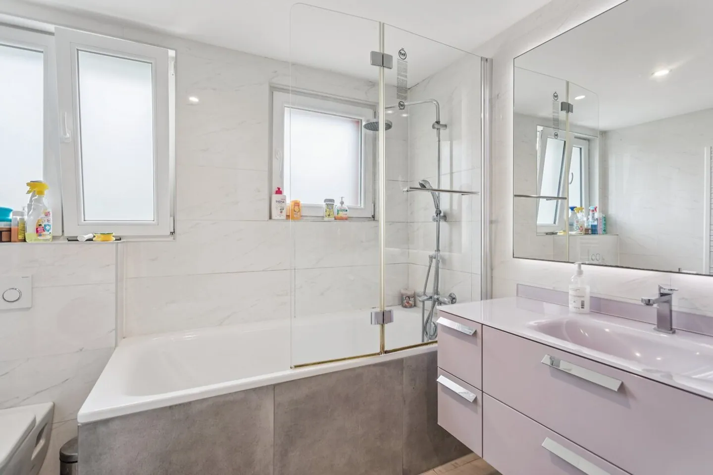 Haus mit 2 Wohnungen im Zentrum von Romont - Foto 6 von 12