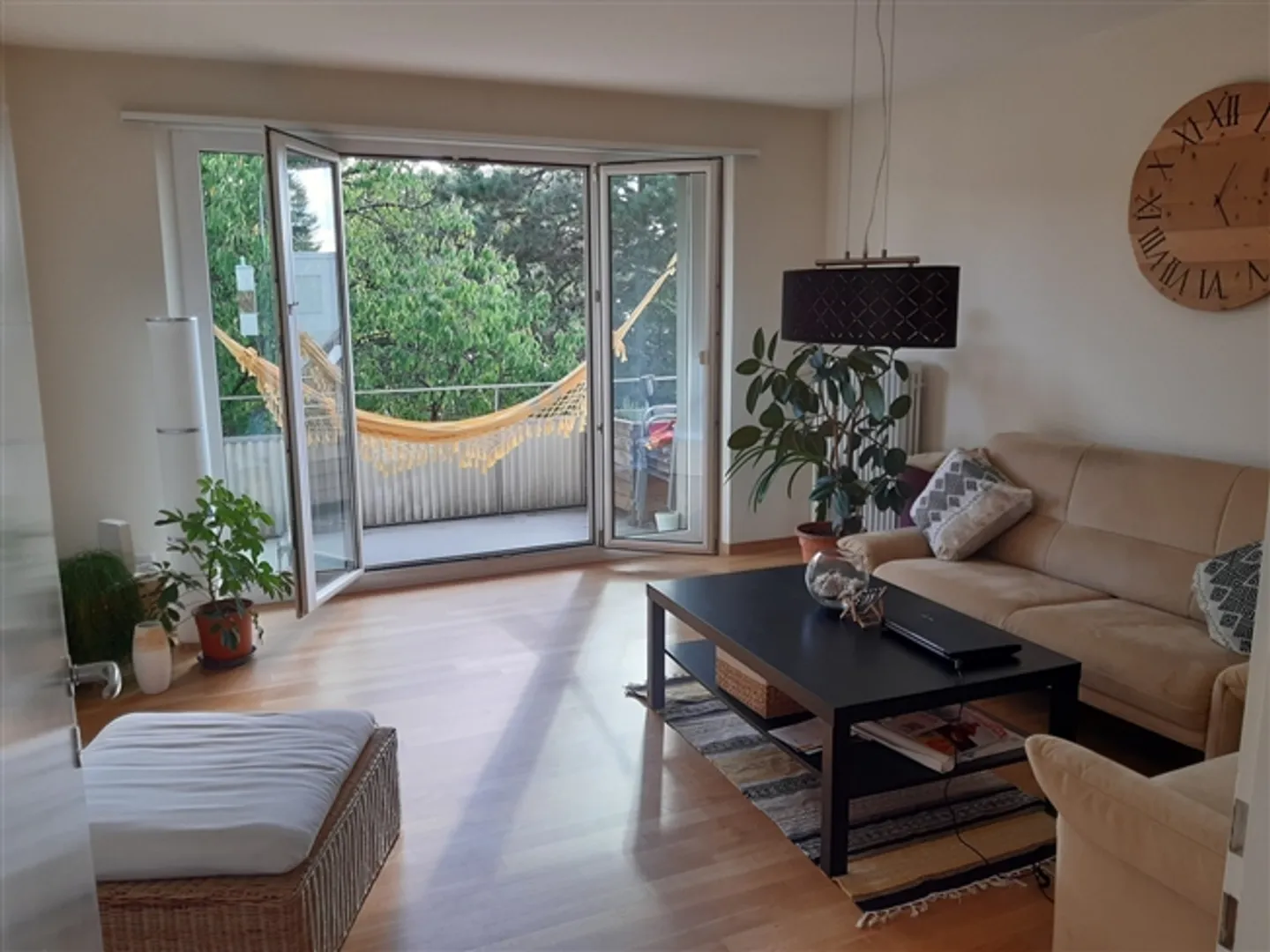 APPARTEMENT 3½ PIÈCES À USTER (ZH), MEUBLÉ, TEMPORAIRE - Photo 1 sur 10