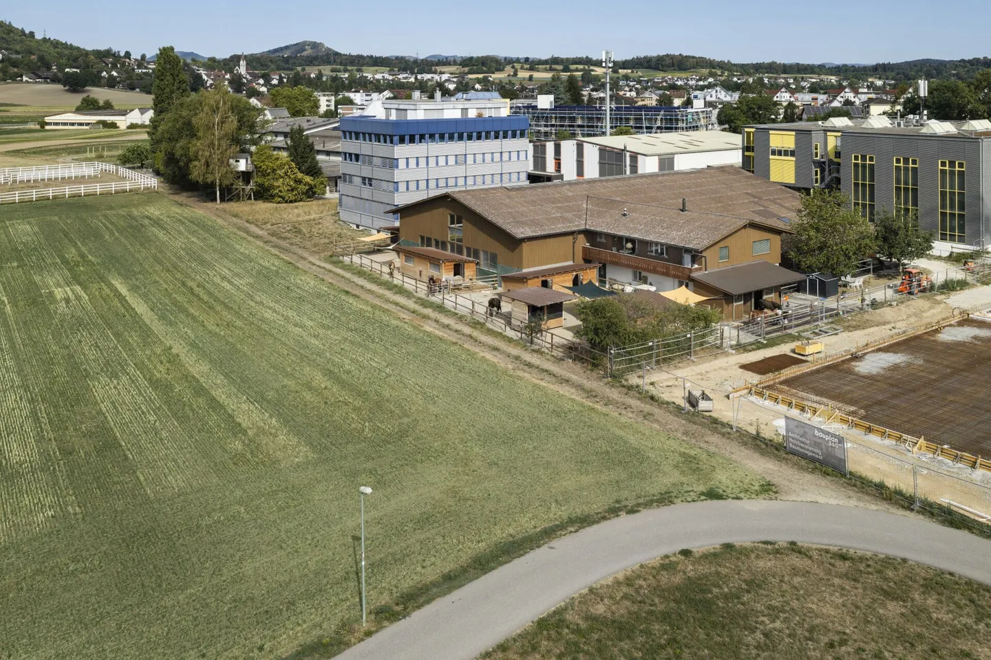 Reitanlage in Mellingen - Foto 3 von 20