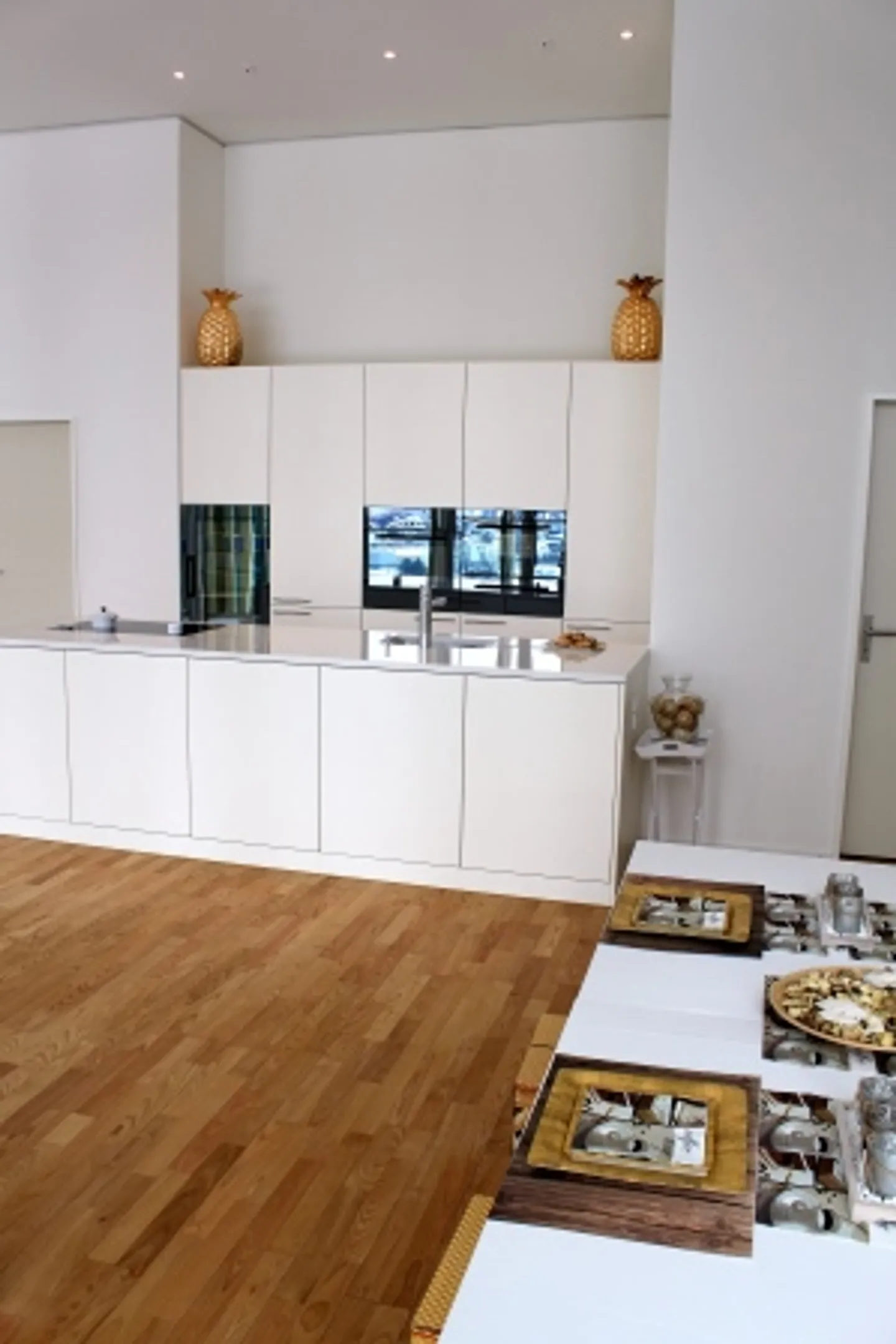 Stilvolles Penthouse mit Aussicht - Foto 3 von 12
