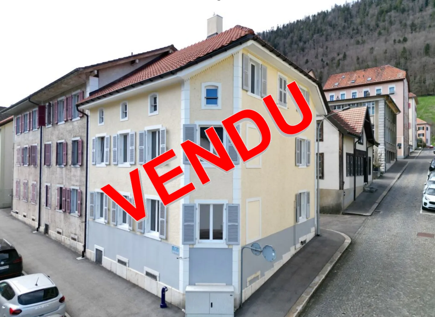 Residential building for sale - Photo 1 of 10