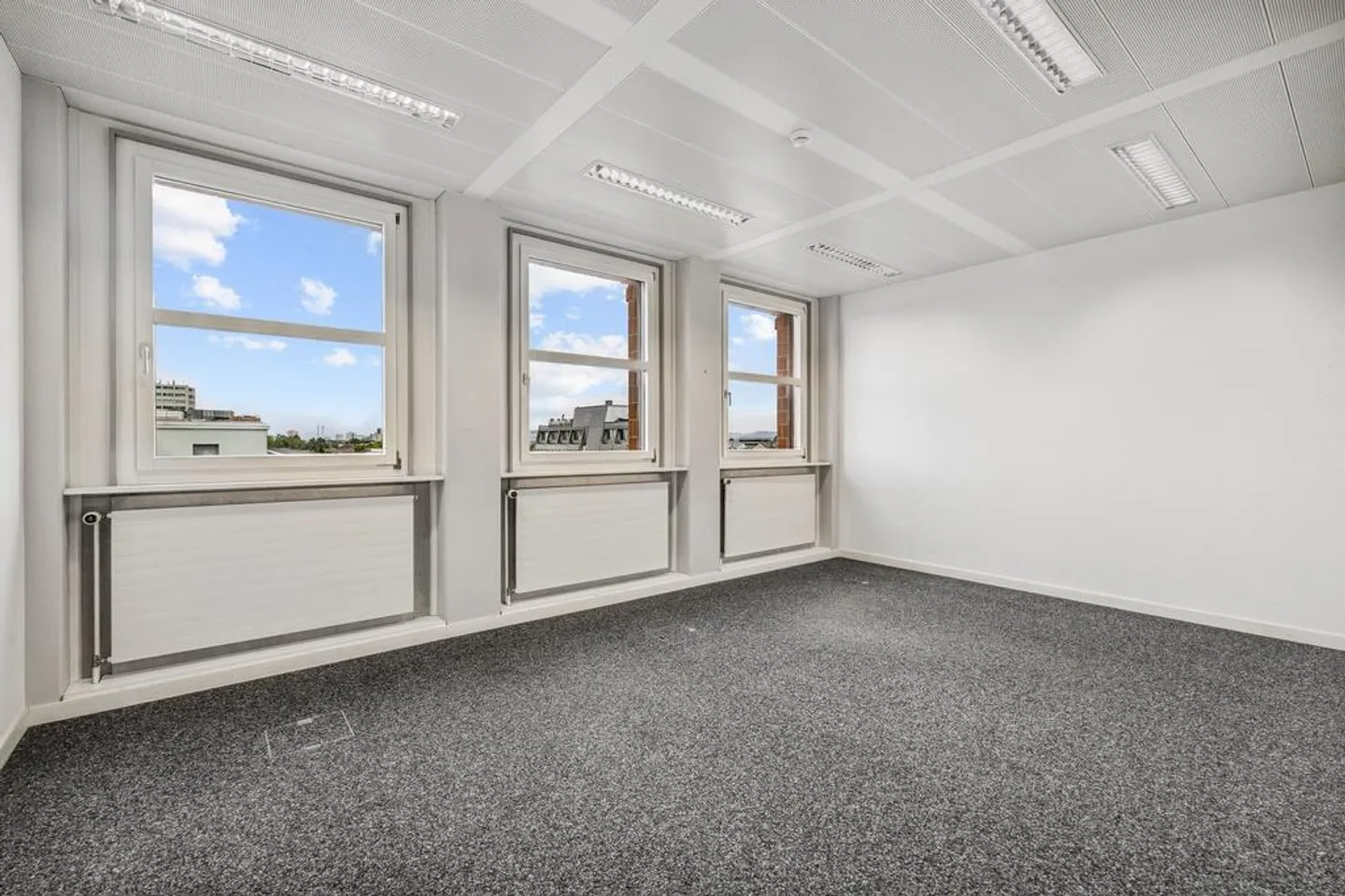 Modern Office Space in Letten, Allschwil - Photo 2 of 12