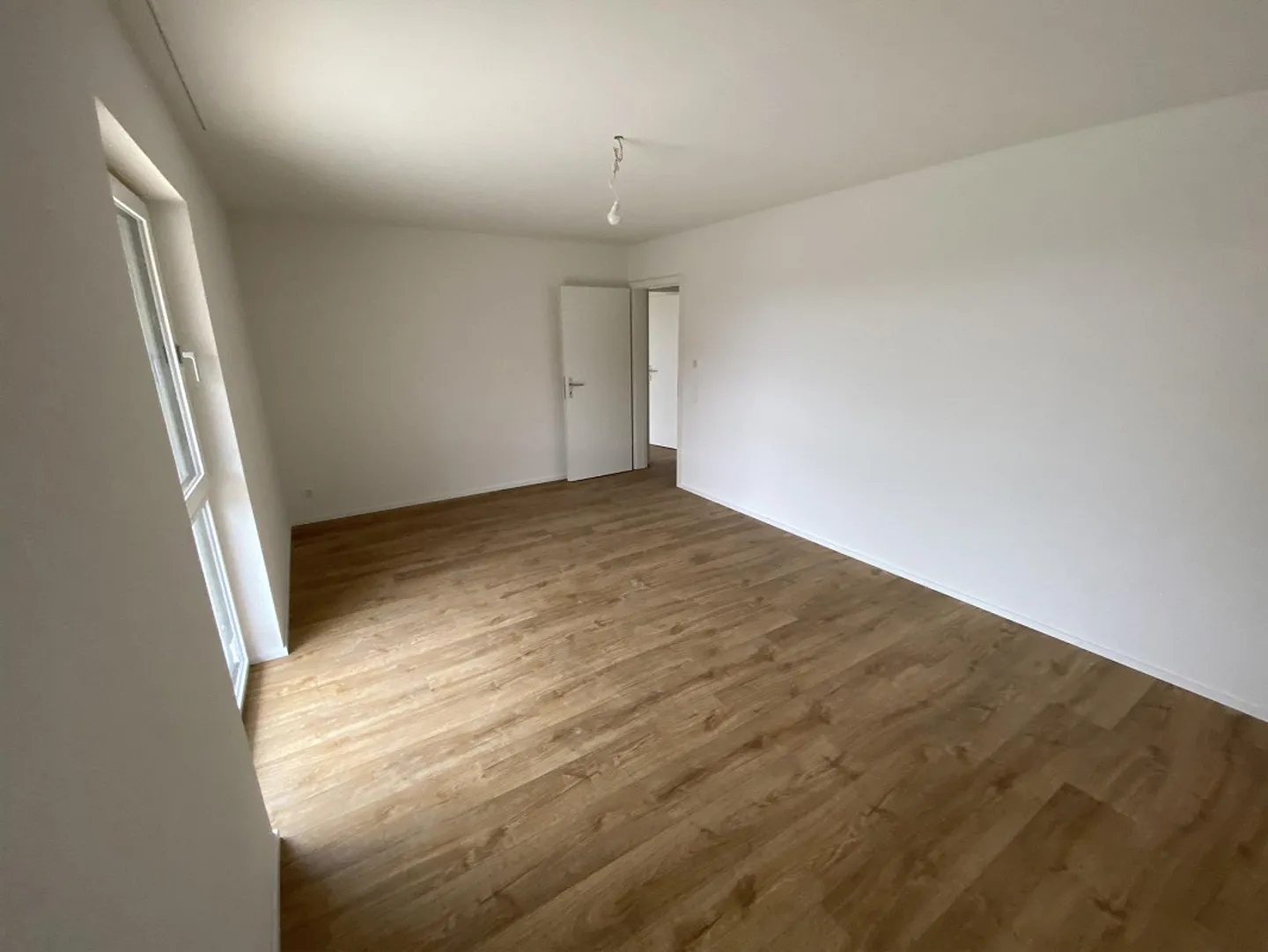 Moderne 4.5 Zimmerwohnung - Foto 11 von 12