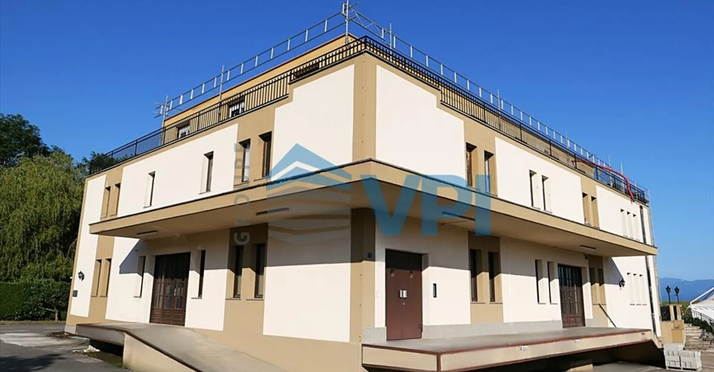 Immeuble mixte à louer - Photo 8 sur 9