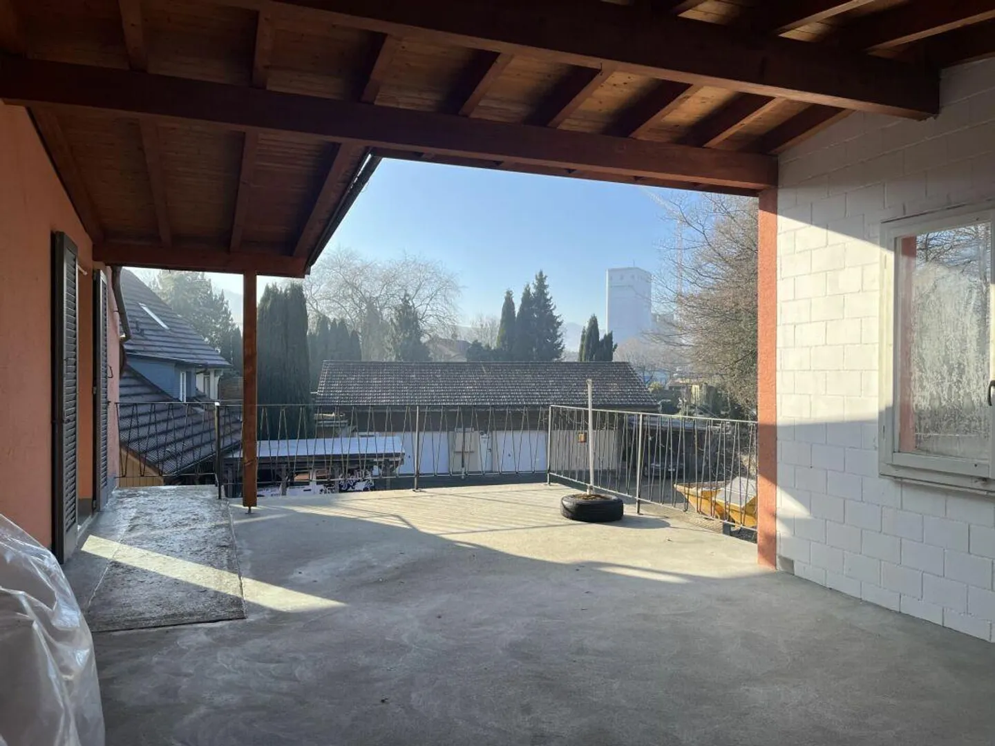 Single-family house with stream access - Photo 14 of 20