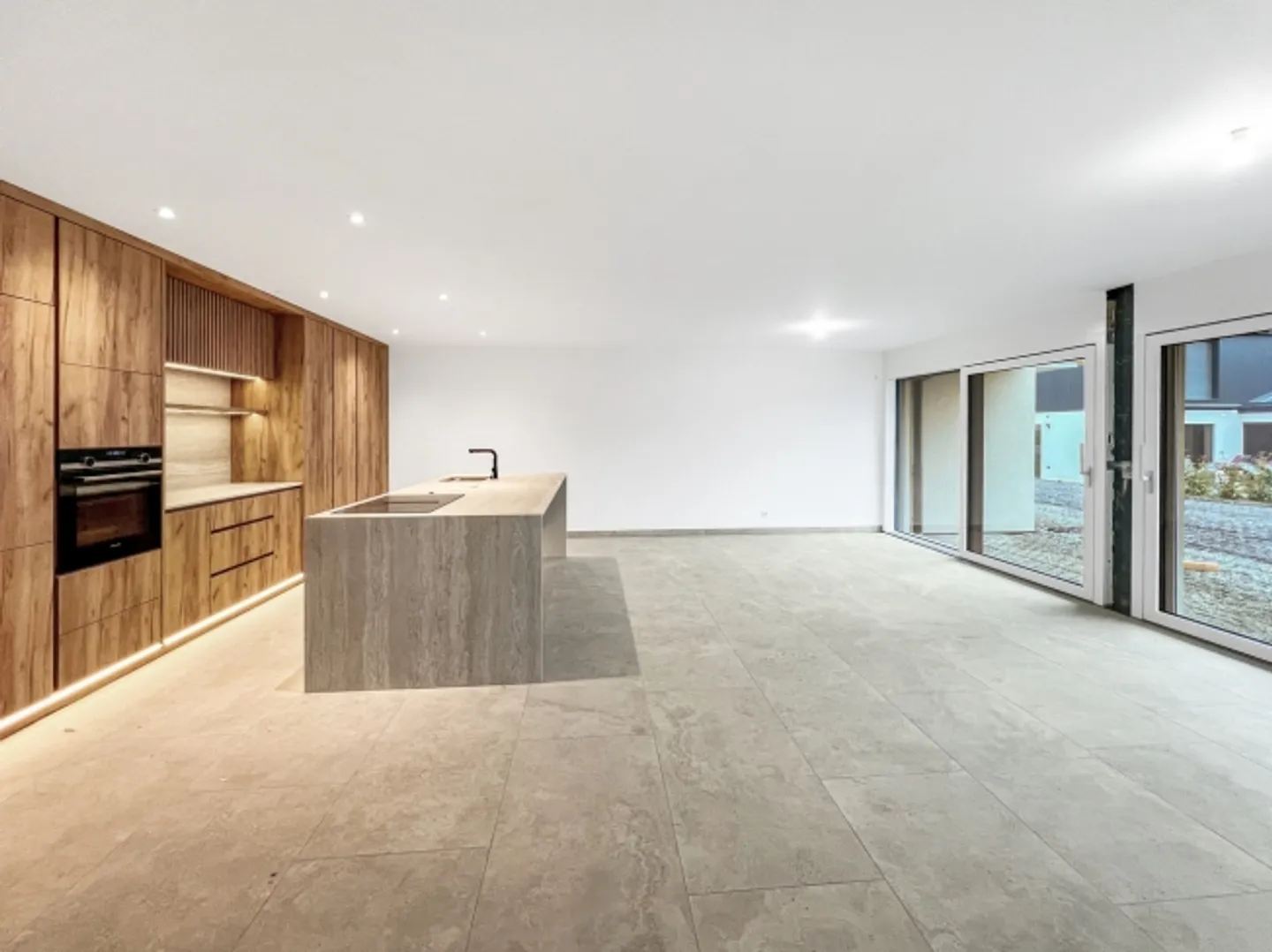 Residenz Alina – Eleganz und Modernität in Aproz - Foto 1 von 4