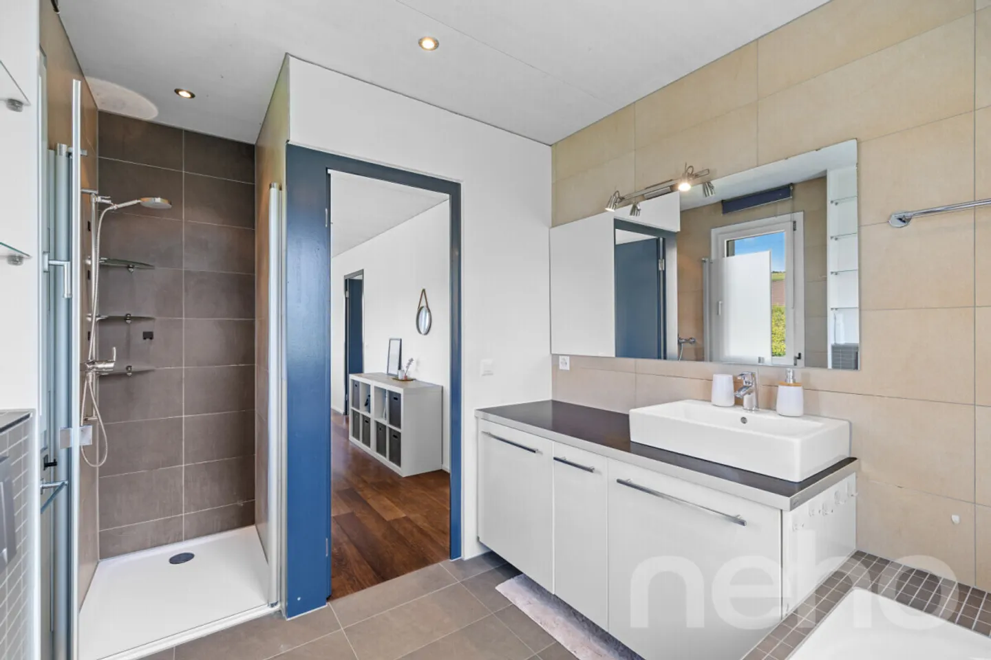 Living oasis with garden, terrace & style? 5.5-room house in the green - Photo 7 of 13
