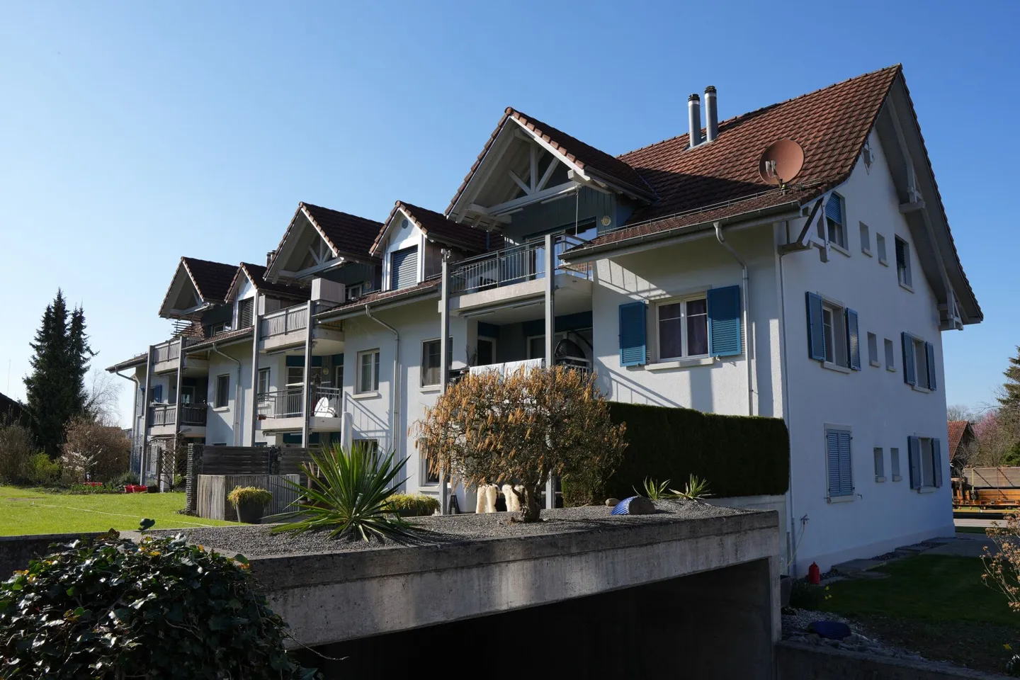 Felicità abitativa a Eschikofen - Appartamento 4.5 locali con molto spazio e stile - Foto 1 di 10