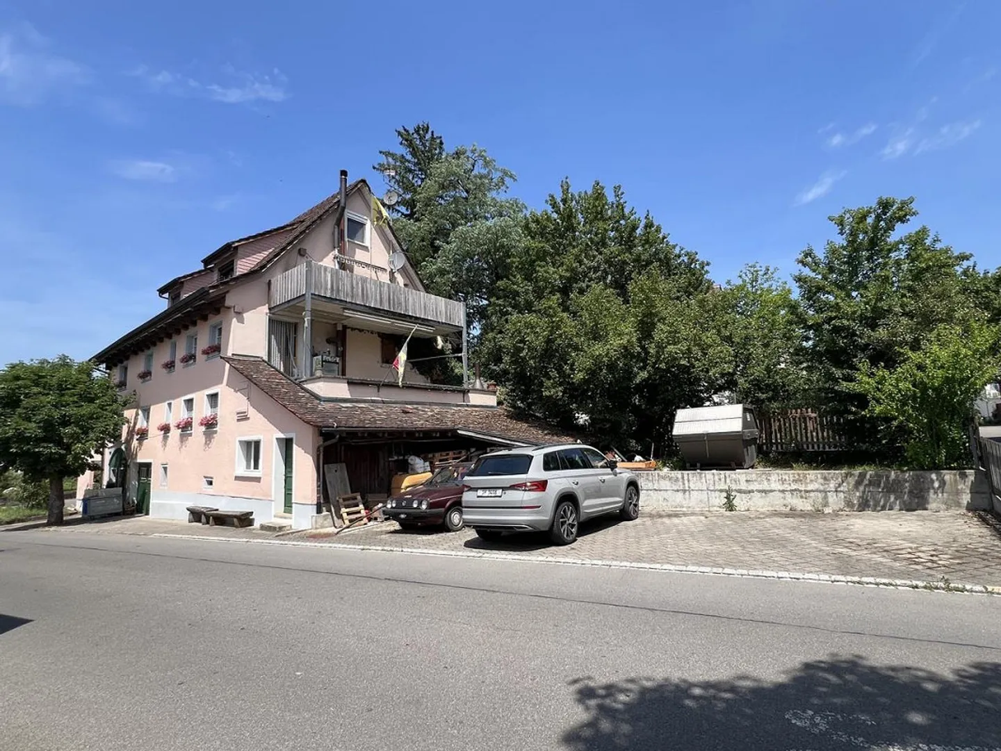 Renditeobjekt mit 3 Mietwohnungen - Foto 3 von 9