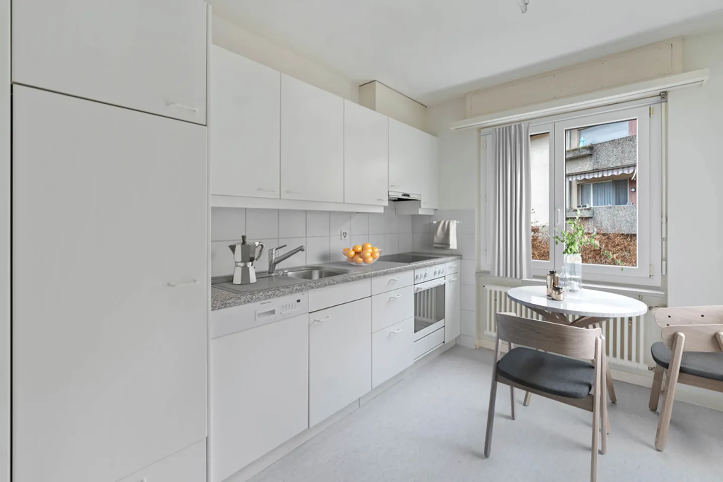 October Discount - Your new home is waiting - Photo 3 of 4