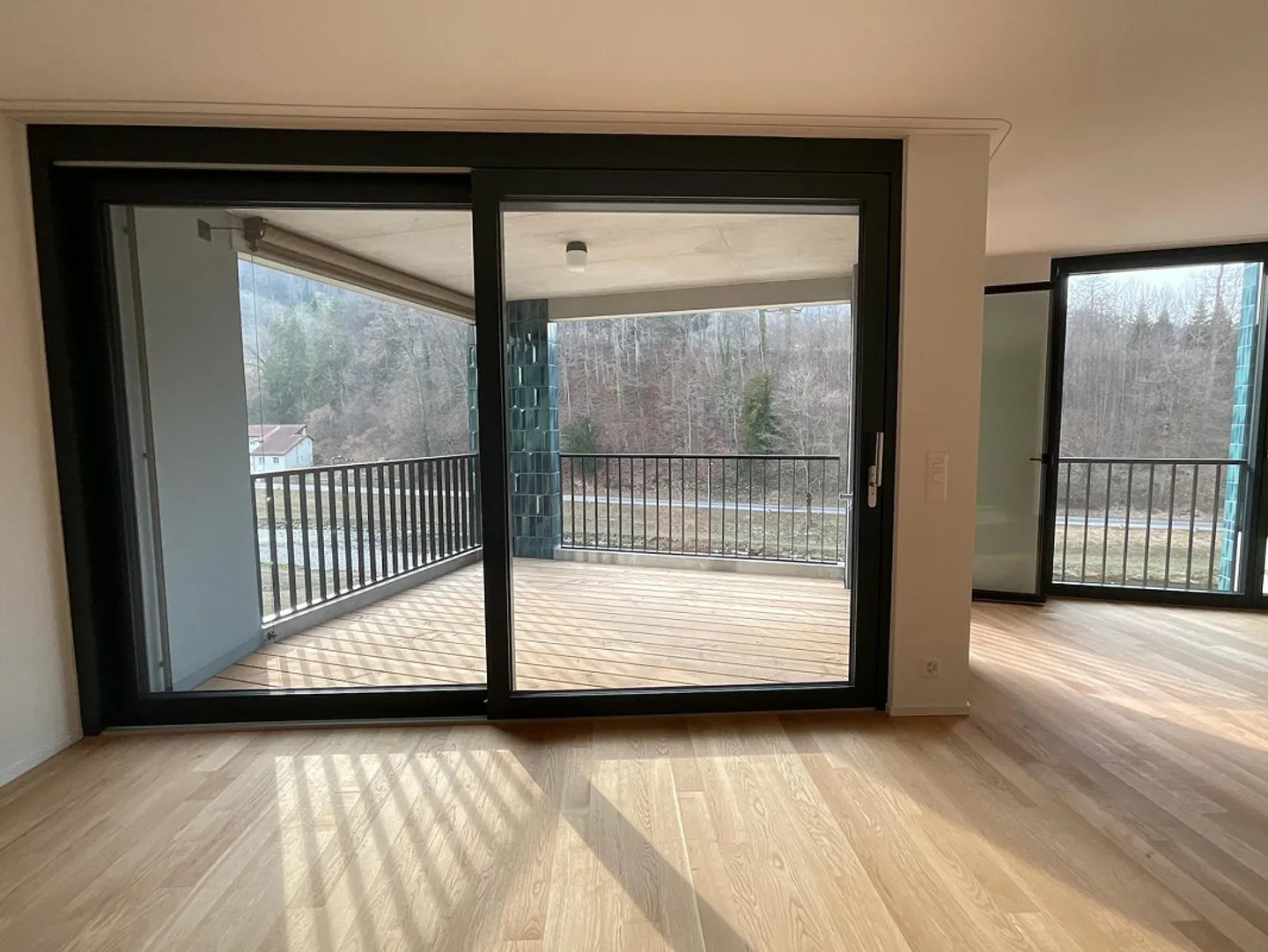 Modern wohnen mit Blick auf Sihl und Uetliberg – zentral & grün - Foto 10 von 19