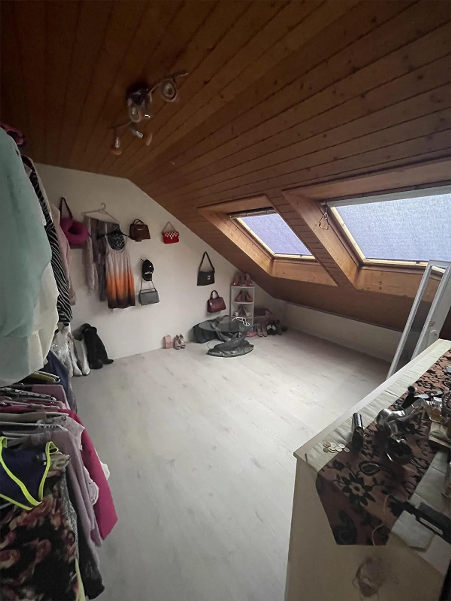 Well-maintained living spaces with a lot of charm! - Photo 7 of 10
