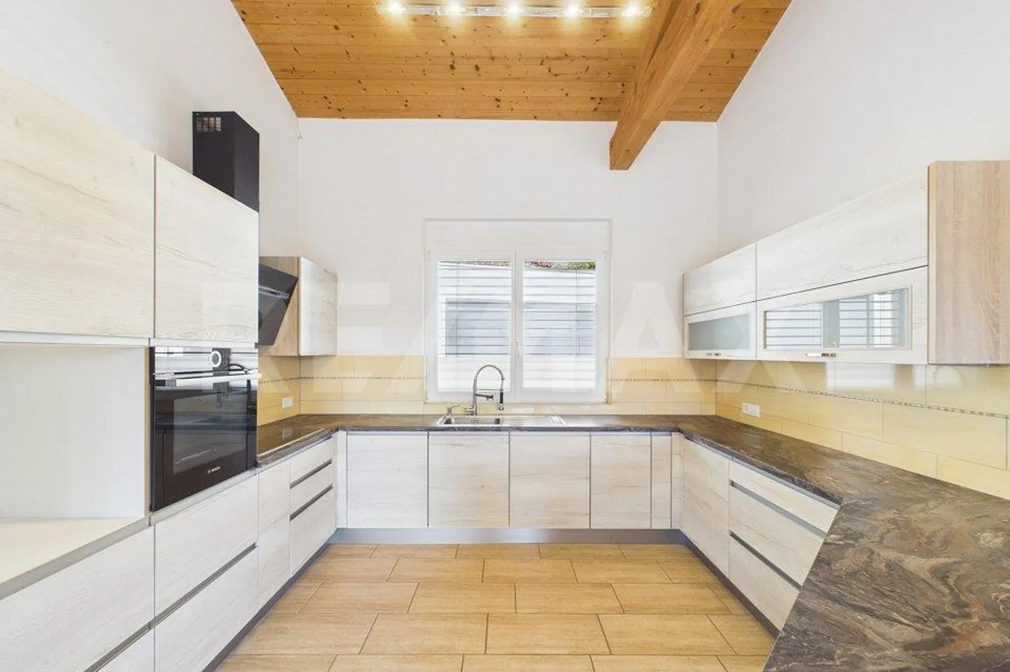 Mehr Zeit für sie - praktische und einladende 3 ½ Zimmer in Astano - Foto 6 von 13