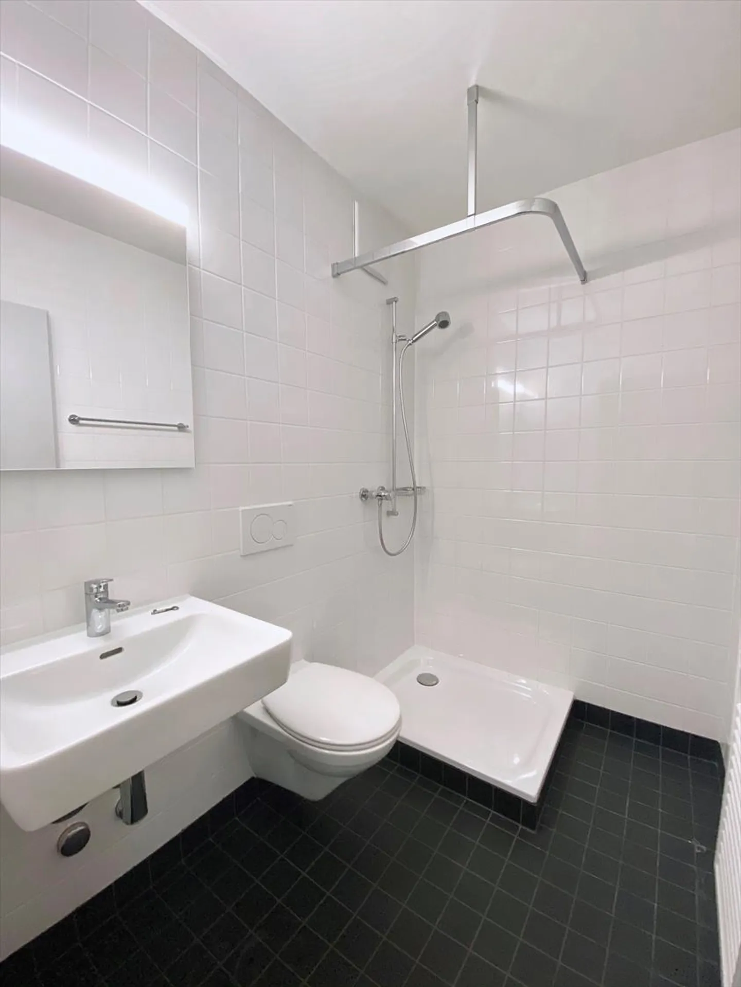 Ampio appartamento duplex cerca un nuovo inquilino! - Foto 9 di 9