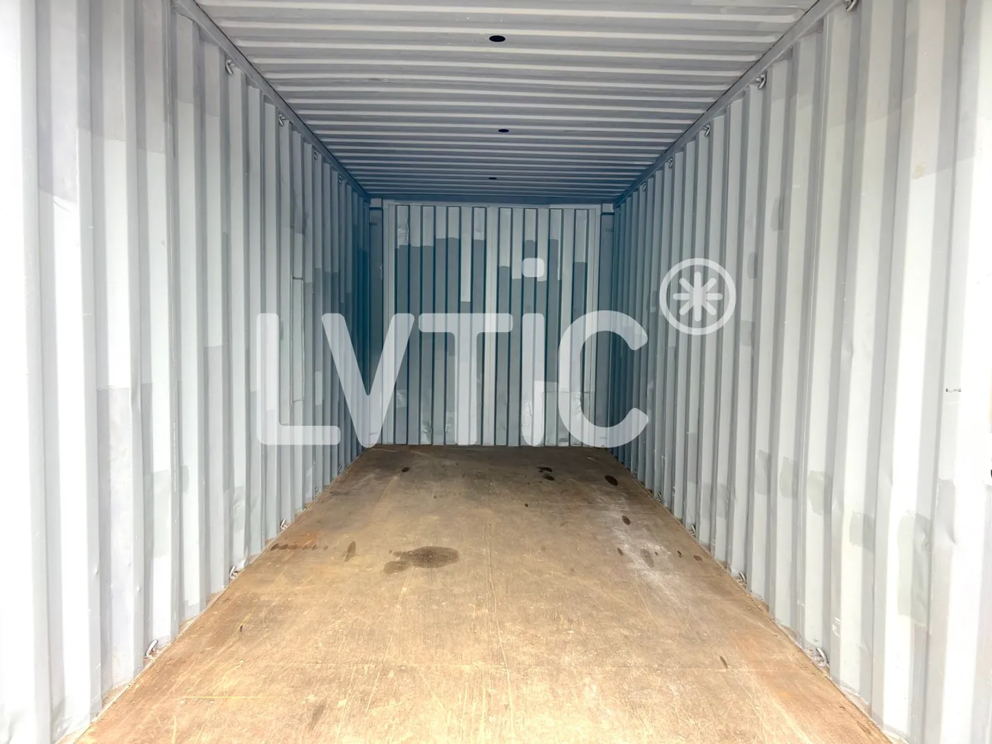 33m3 storage containers for rent in Romont - Photo 2 of 5
