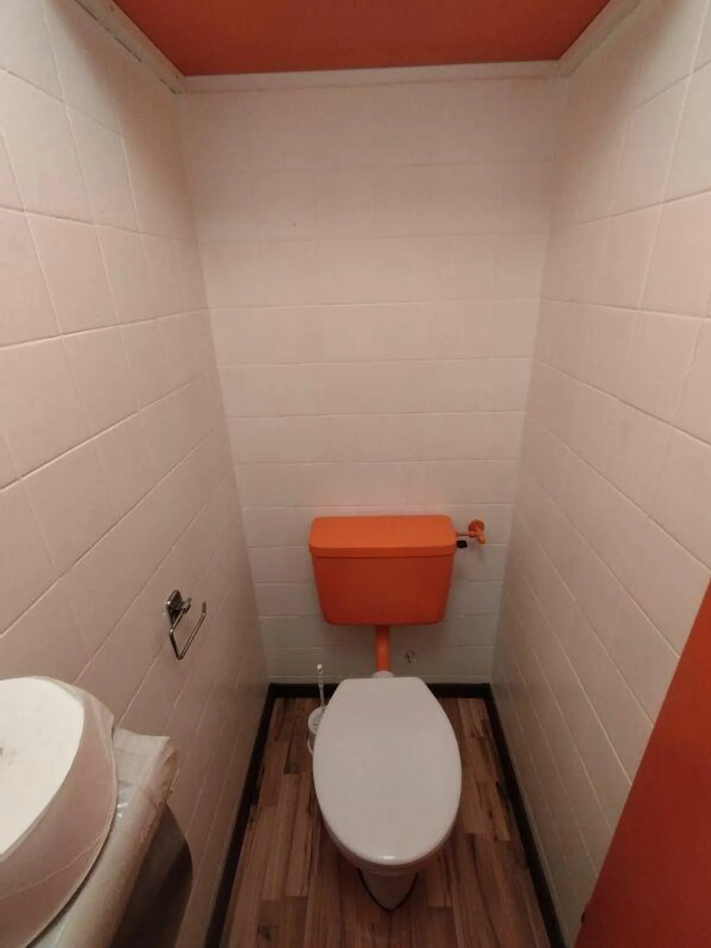 Commercial/Office/Warehouse in Binningen - Photo 15 of 17