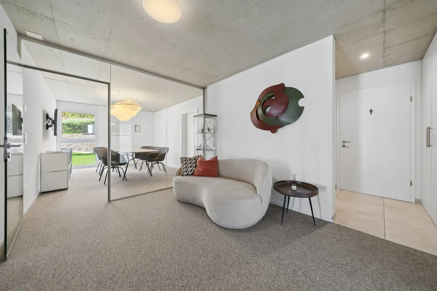 EXCLUSIVE - Administrative space on the outskirts of Fribourg - Photo 3 of 9