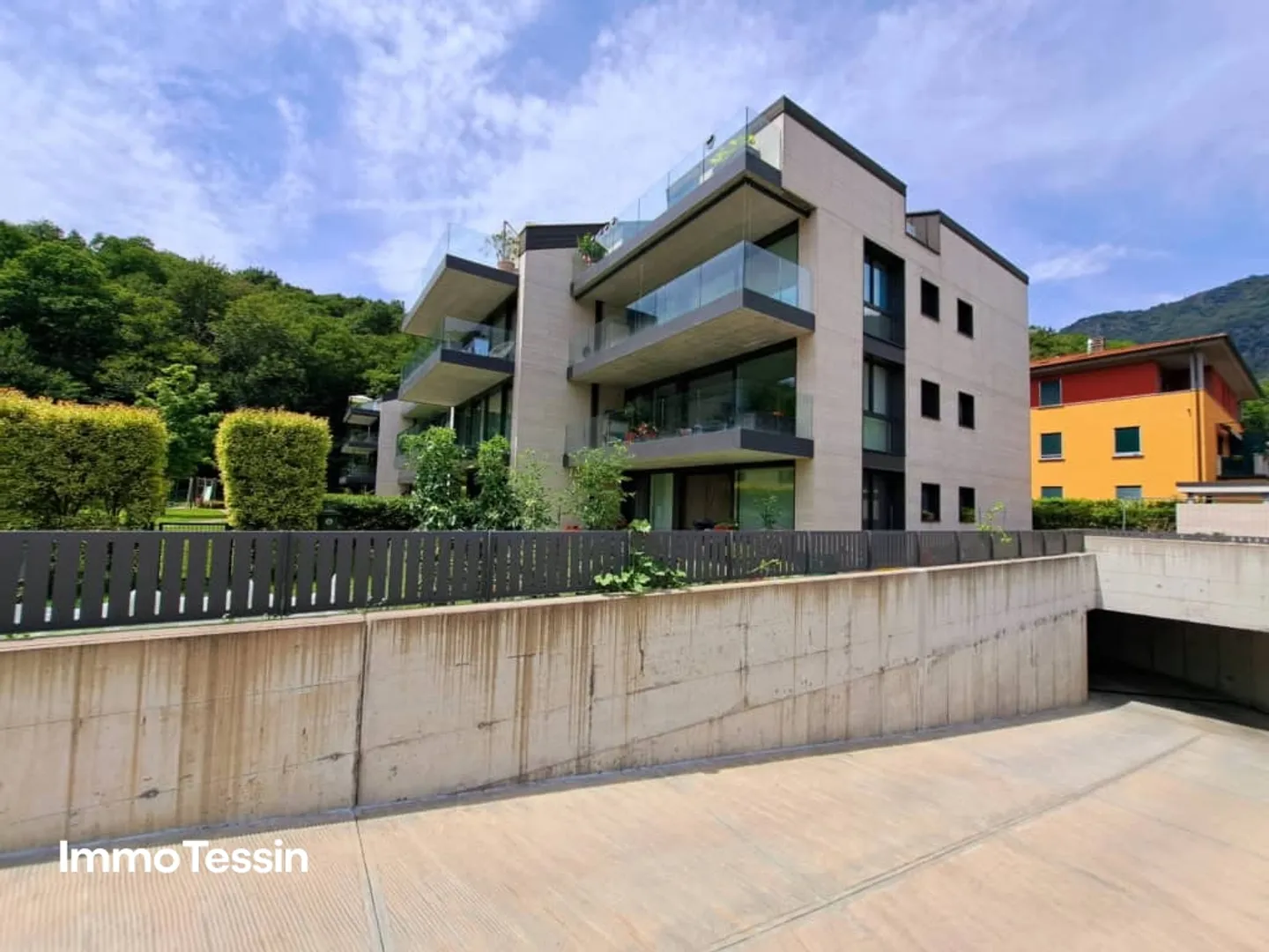 Exklusive & neuwertige Wohnung nahe Lugano und dem Lago die Lugano mit freier Sicht in die Tessiner Bergwelt - Foto 4 von 13