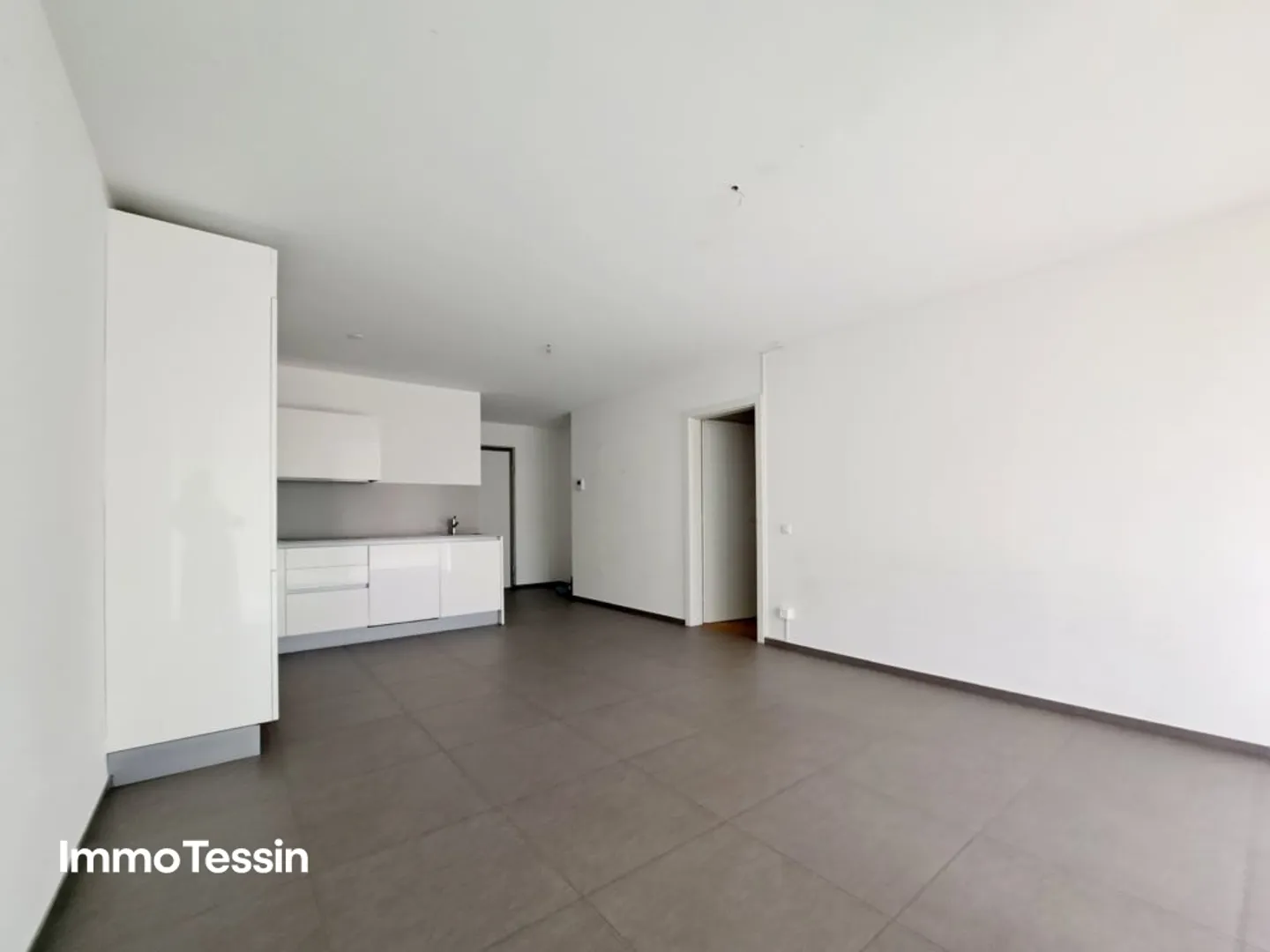 Exklusive & neuwertige Wohnung nahe Lugano und dem Lago die Lugano mit freier Sicht in die Tessiner Bergwelt - Foto 8 von 13