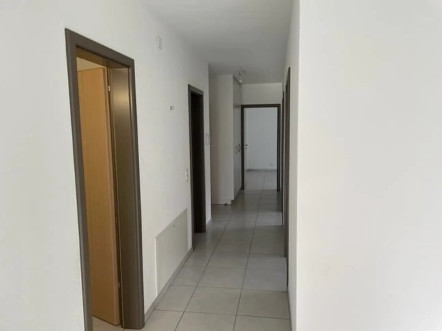 Pleasant 4.5 room apartment, quiet area - Photo 8 of 11