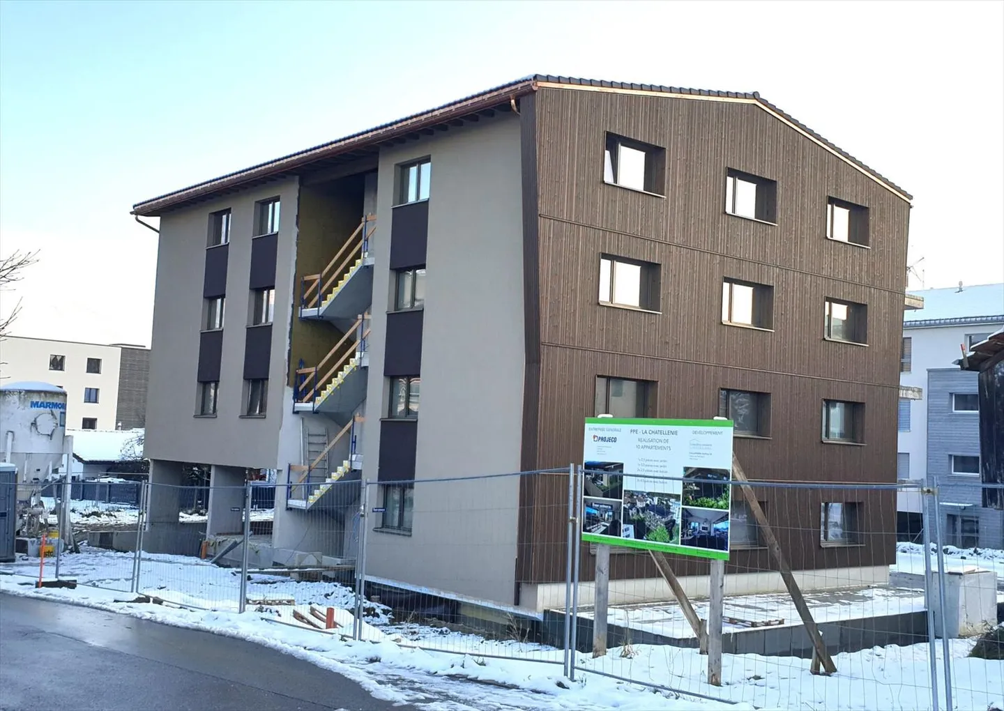 Appartamento in vendita - Foto 3 di 11