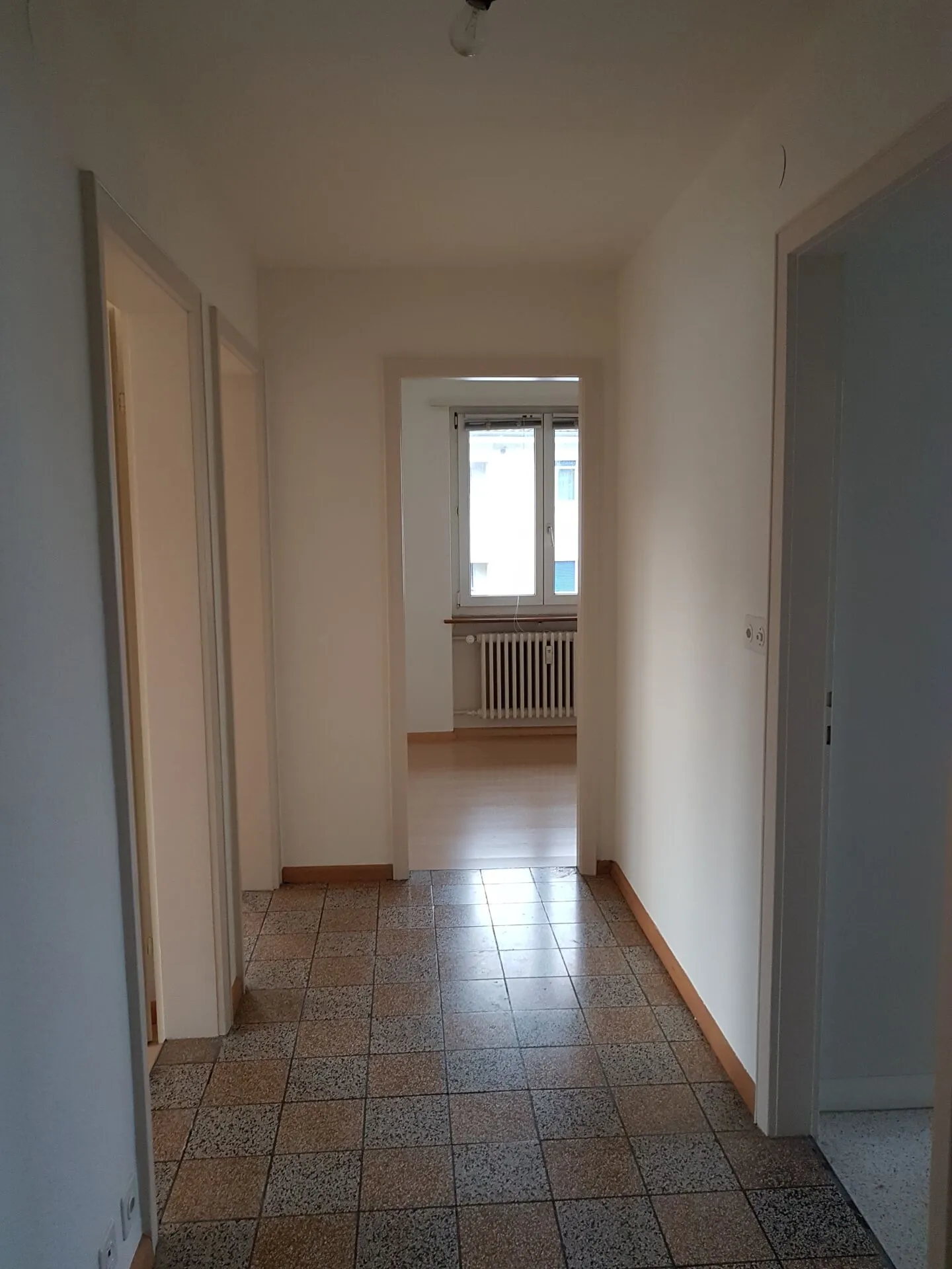 Appartamento accogliente con 3 stanze vicino a Landhof a Reinach in affitto! - Foto 5 di 5