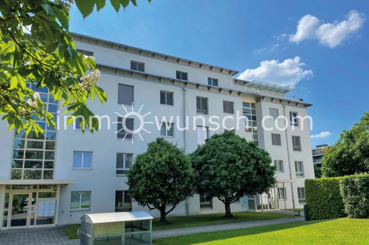 Ampio appartamento familiare a Steinhausen - Foto 1 di 10