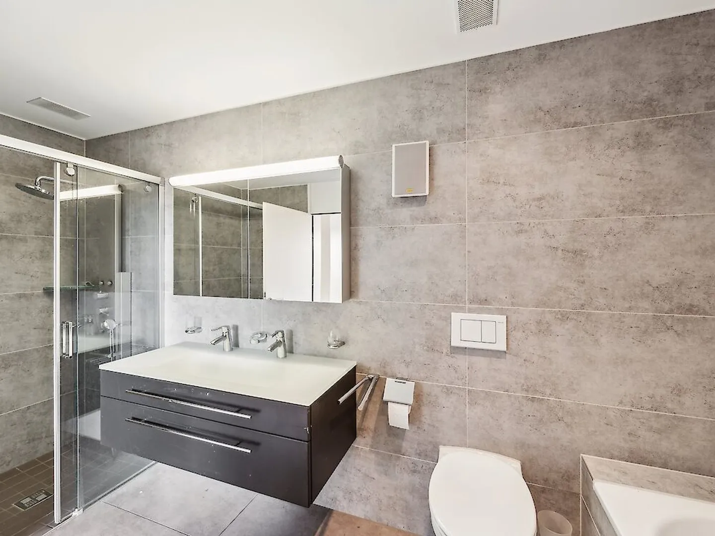Appartement exclusif avec terrasse de rêve à Düdingen - Photo 13 sur 13