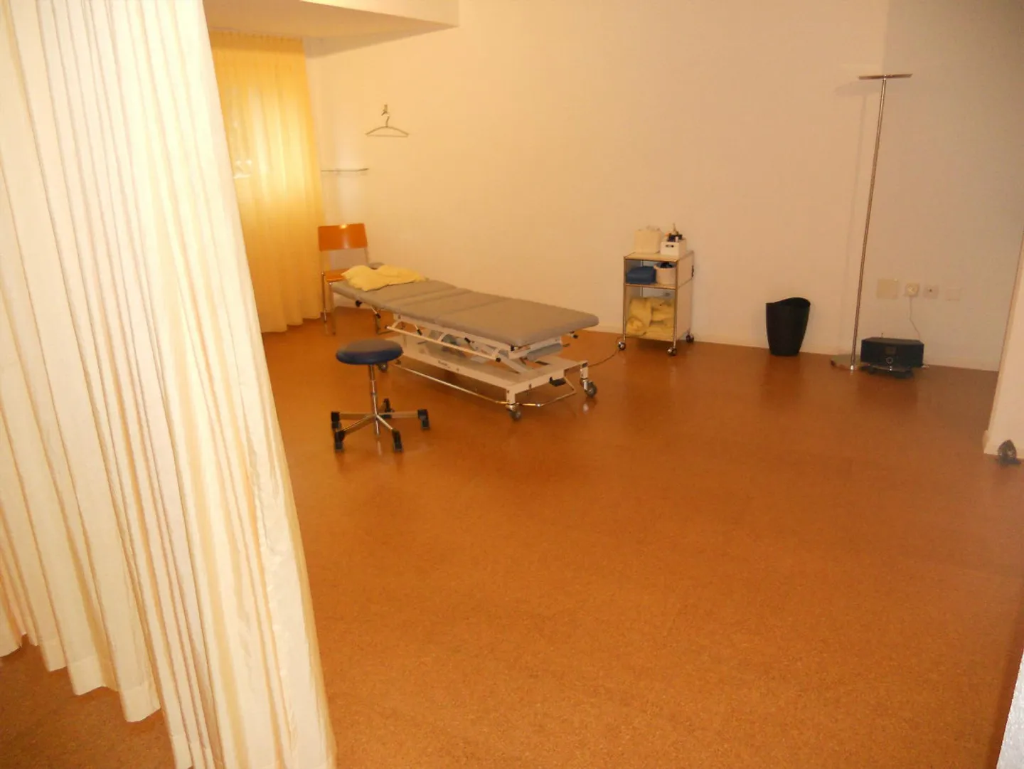 Helle Praxisräume - Foto 1 von 4