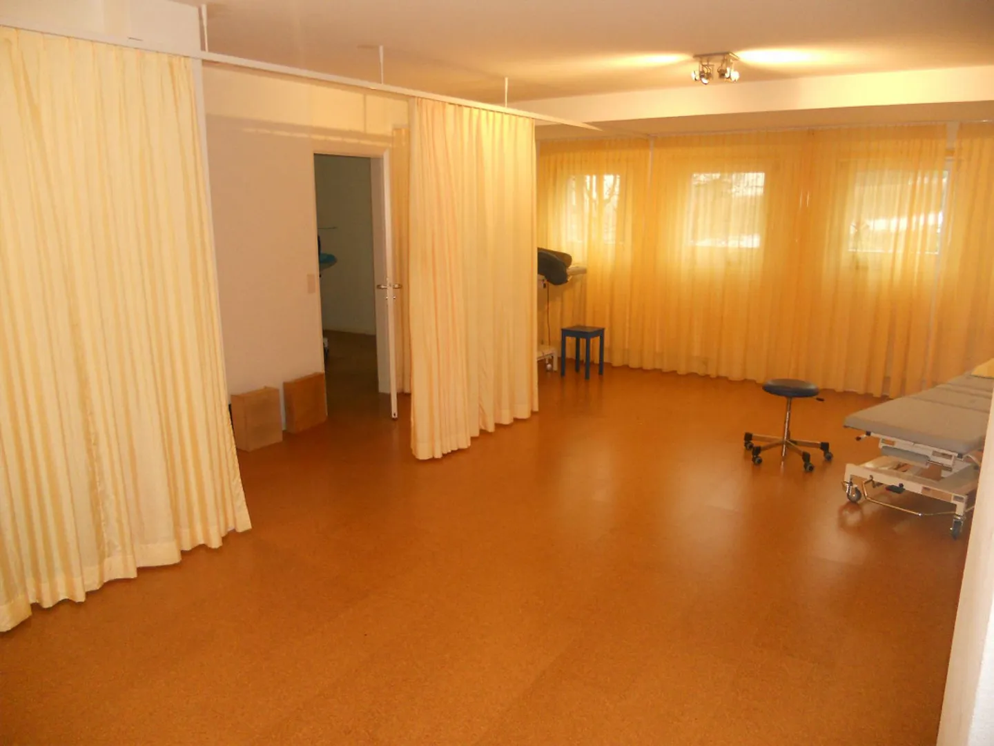 Helle Praxisräume - Foto 2 von 4