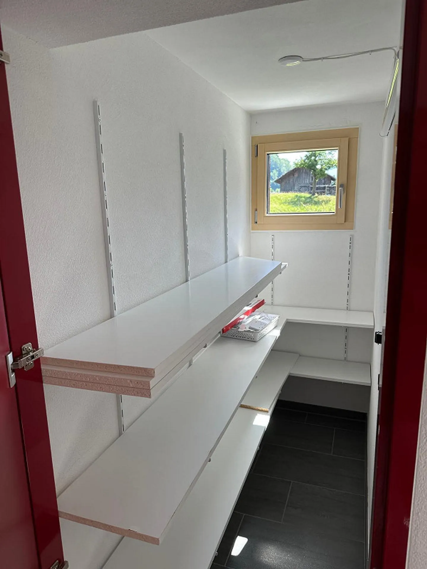Geräumige Wohnung mit Aussicht - Foto 3 von 8