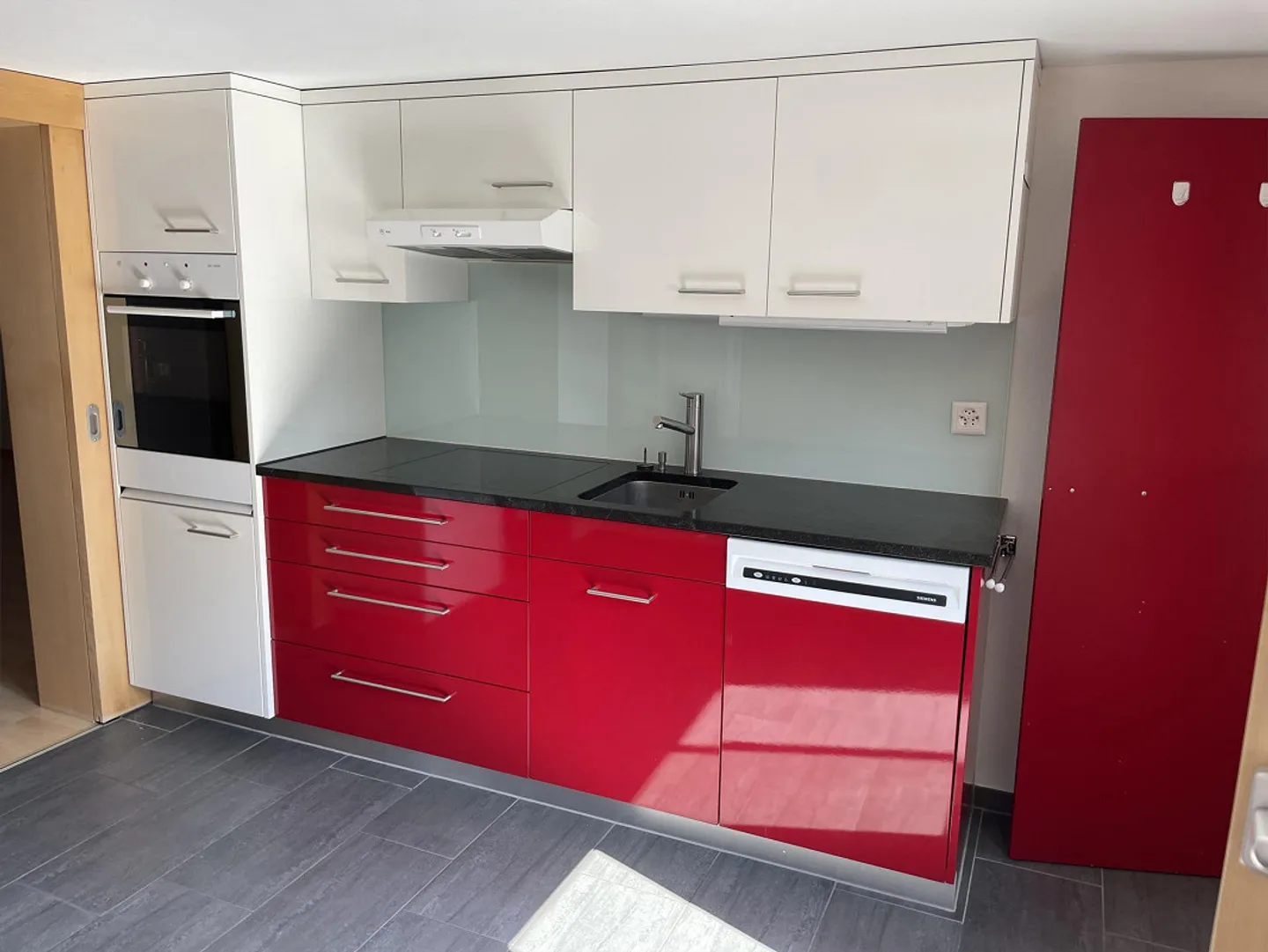 Geräumige Wohnung mit Aussicht - Foto 1 von 8