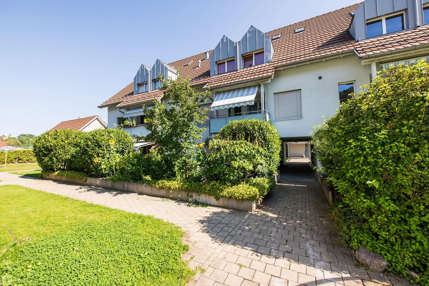 Spacious 3.5-room apartment in Langwiesen! - Photo 1 of 13