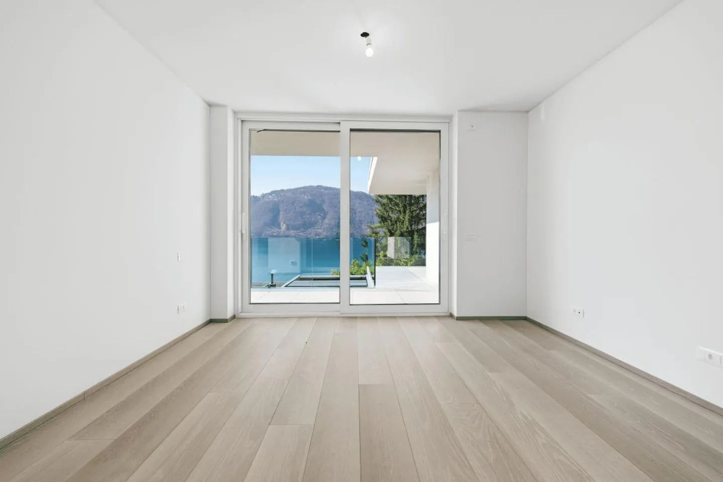 Ceresio 52 Residence: luxurious lake view apartments | Residence ... - Photo 9 of 18