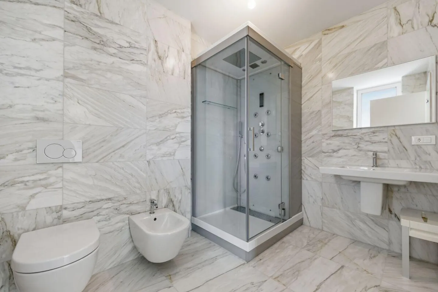 Ceresio 52 Residence: luxurious lake view apartments | Residence ... - Photo 16 of 18