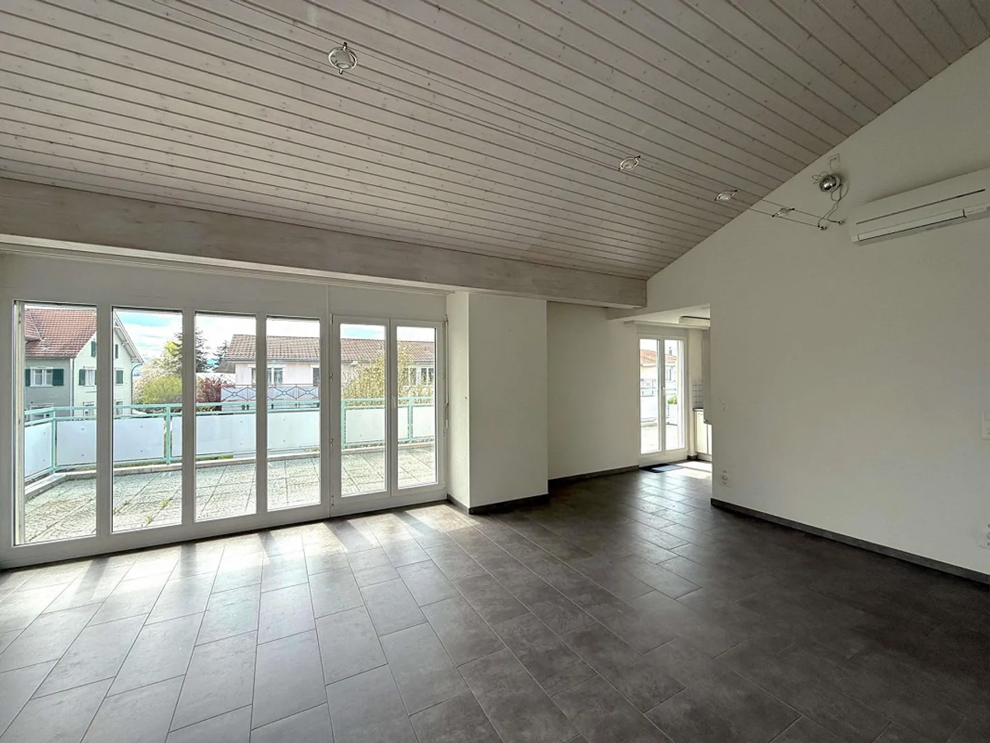 Appartamento attico di 4,5 stanze - Foto 2 di 11
