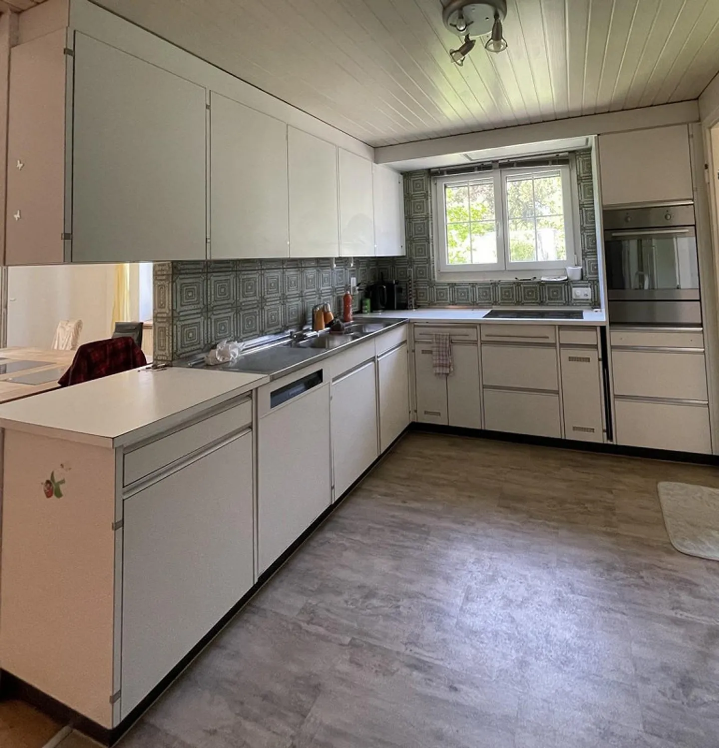Affascinante casa unifamiliare di 10,5 stanze con grande potenziale - Foto 7 di 24