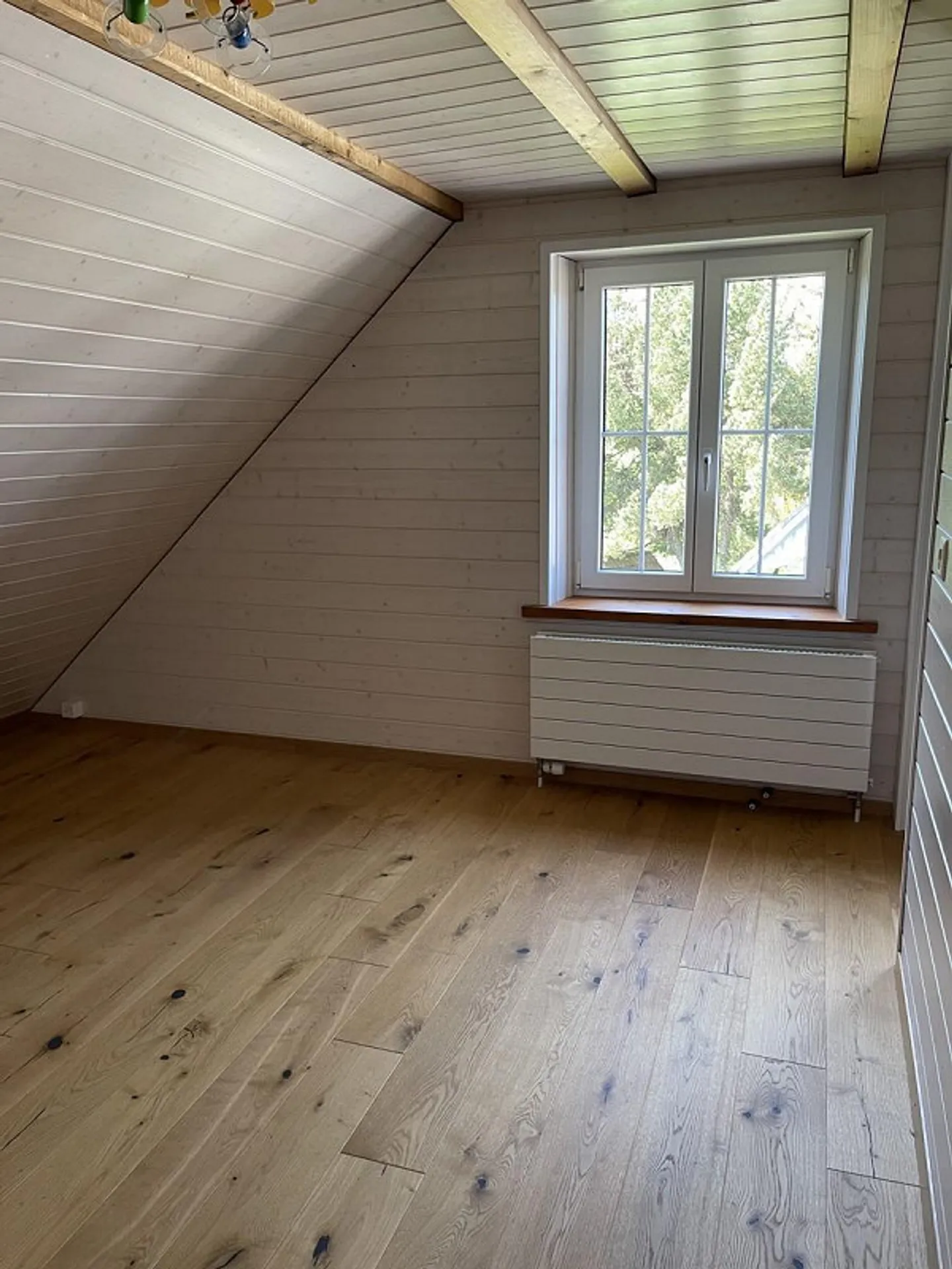 Affascinante casa unifamiliare di 10,5 stanze con grande potenziale - Foto 18 di 24