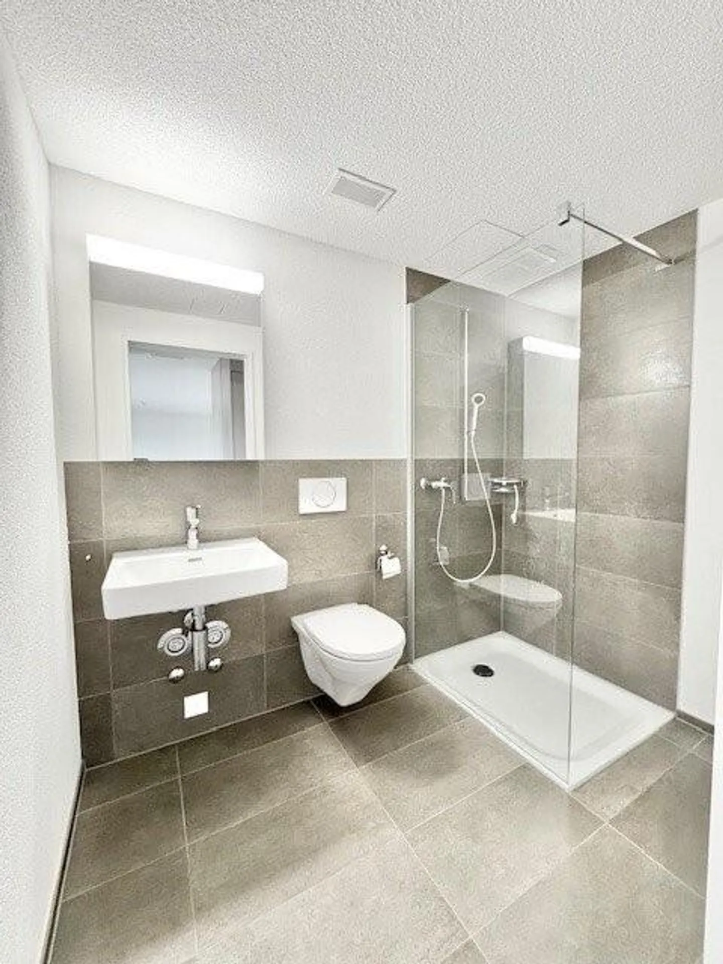 Appartement Moderne Cherche Résidents - Photo 5 sur 7