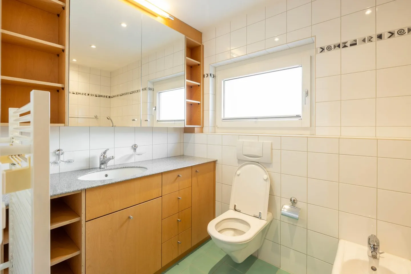 Votre nouveau chez-vous avec charme et vue panoramique - Photo 4 sur 7